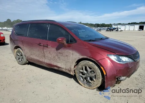 2020 Chrysler Pacifica Touring L Plus z USA, uszkodzony, nr VIN 2C4RC1EG8LR143315